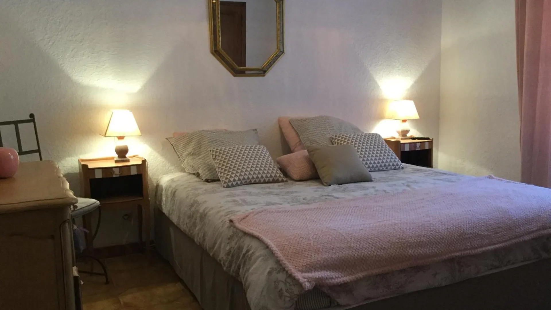 Provencal Countryside Mas: Poolside Retreat near Luberon & Alpilles Villa Senas 0*,  France