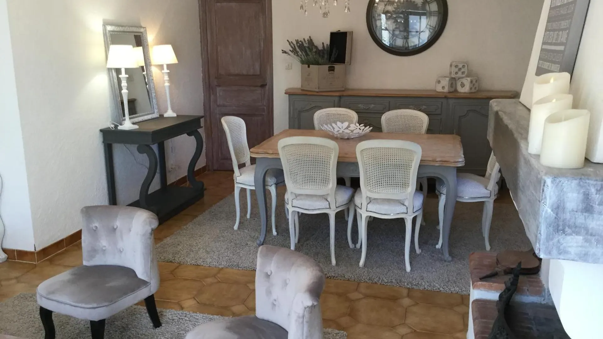 Holiday home Provencal Countryside Mas: Poolside Retreat near Luberon & Alpilles Villa Senas